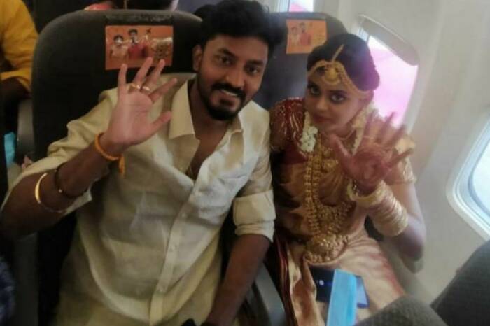 Pasangan India menikah di pesawat.