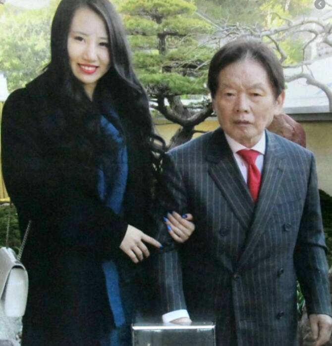 Saki Sudou dan Suaminya. (Istimewa). Saki Sudou dan Suaminya.