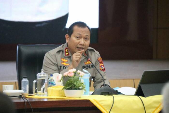Kapolda Sumbar Irjen Pol Toni Harmanto. (ANTARA/ HO-Polda Sumbar) berita virus corona hari ii