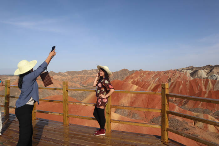 ANTARA FOTO/M. Irfan Ilmie BUKIT WARNA-WARNI TAMAN BUMI DANXIA CHINA