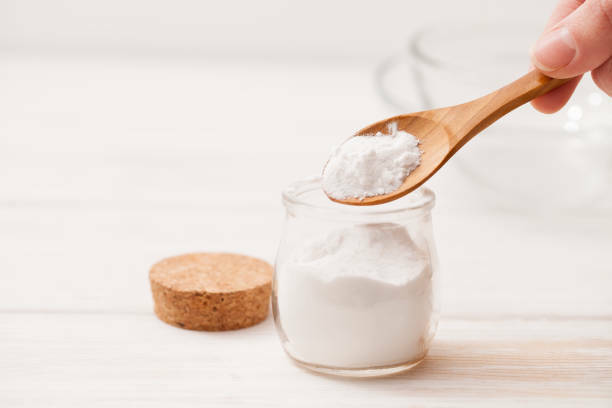 Cara menghilangkan keringat di tangan dengan baking soda (photo/istock/EKramar) cara menghilangkan keringat di tangan