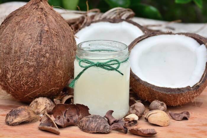Minyak kelapa untuk menghaluskan wajah (photo/pixabay/moho01) menghaluskan wajah