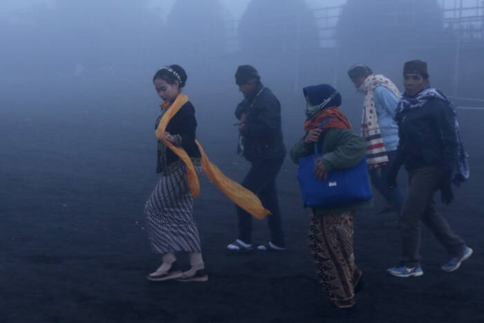 ANTARA FOTO/Budi Candra Setya RITUAL YADNYA KASADA