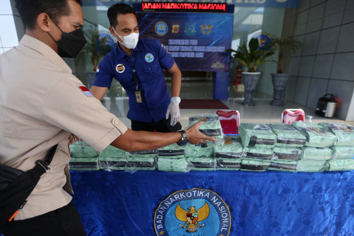 ANTARA FOTO / Irwansyah Putra BNNP ACEH AMANKAN PULUHAN BUNGKUSAN SABU-SABU