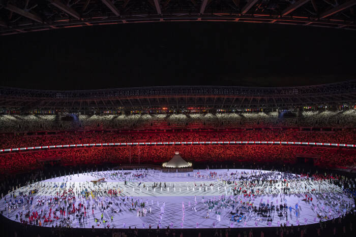 ANTARA FOTO/Sigid Kurniawan PEMBUKAAN OLIMPIADE TOKYO