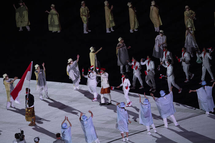 ANTARA FOTO/Sigid Kurniawan PEMBUKAAN OLIMPIADE TOKYO