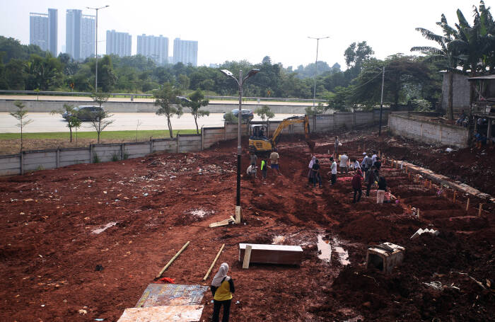 ANTARA FOTO/Muhammad Iqbal LAHAN BARU TPU KHUSUS COVID-19 DI TANGSEL