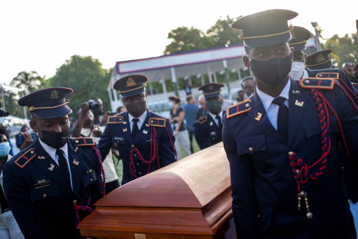 REUTERS/Ricardo Arduengo Haiti mengadakan pemakaman untuk Presiden Jovenel Moise yang terbunuh di Cap-Haitien