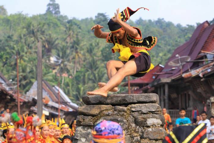 olahraga tradisional indonesia