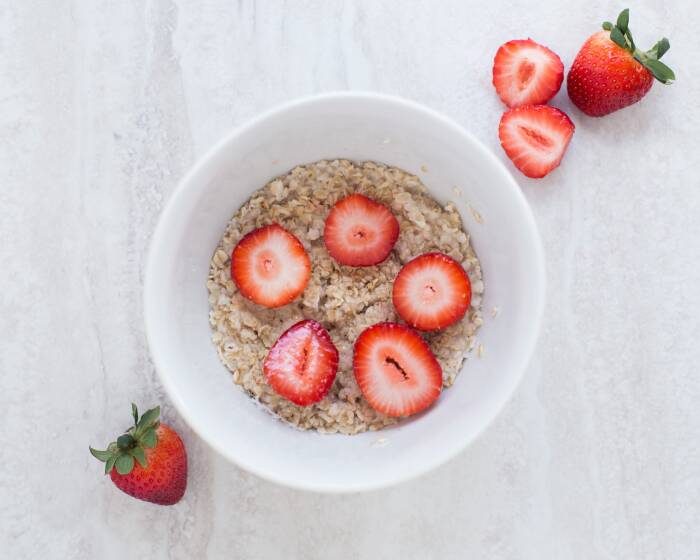 Oatmeal makanan penurun darah tinggi (photo/pixabay/Pexels) makanan penurun darah tinggi