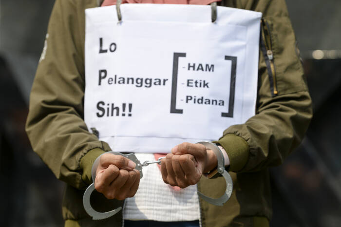 ANTARA FOTO/M Risyal Hidayat AKSI KOALISI MASYARAKAT SIPIL ANTIKORUPSI