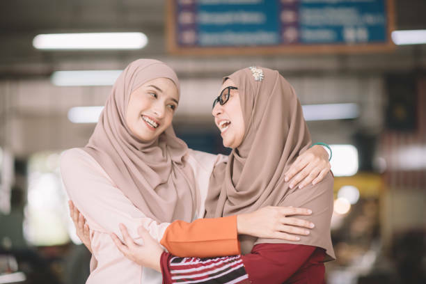 Ilustrasi pertemanan (Unsplash/Edwin Tan)