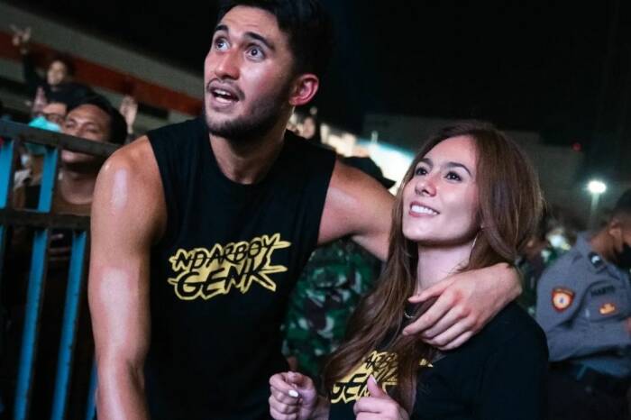 Wulan Guritno dan pacar berondongnya, Sabda Ahessa (Instagram/@wulanguritno) Wulan Guritno dan pacar berondongnya, Sabda Ahessa