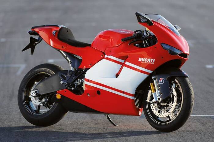 ducati desmosedici