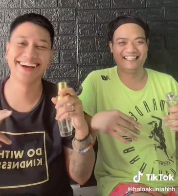 Bimo dan Nia, pasutri yang dikira pasangan gay. (TikTok/@haloakuniahhh)