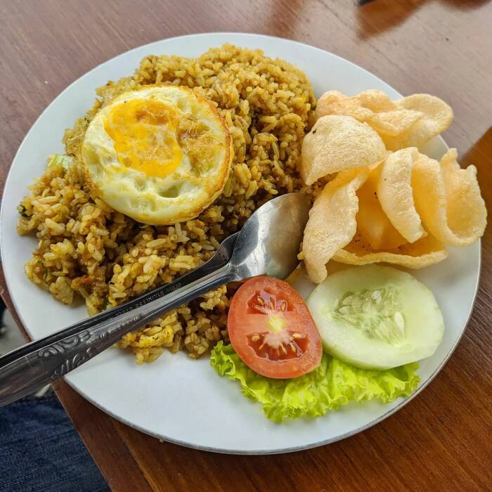 makanan enak di indonesia