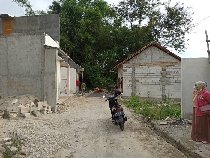 Bangunan rumah mangkrak (Pramita Kusumaningrum/IDZ Creators) penipuan perumahan