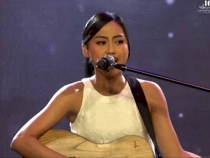 lirik lagu jkt48 pesawat kertas 365 hari