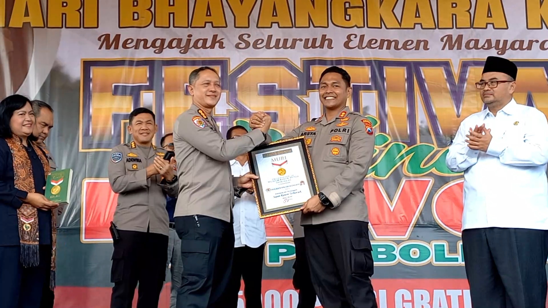 Festival 5.000 Rawon, Probolinggo. (Ahmad Sugeng Laksono/Z Creators) rawon