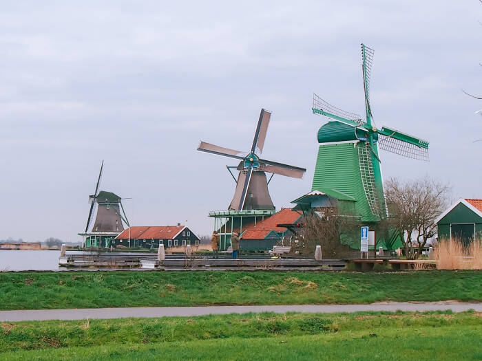 belanda