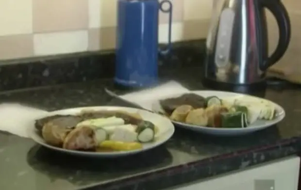 Daging Jhon yang disajikan sebagai steak ( YouTube/NSW Police)