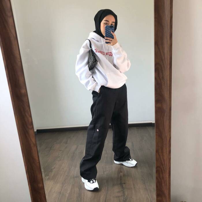 ootd hoodie hijab celana