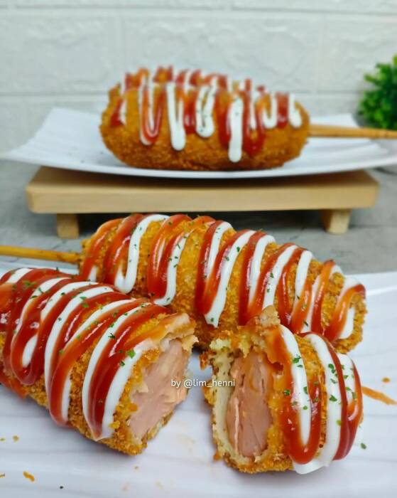 Cara membuat corndog mozarella (Instagram/@lim_henni) resep corndog mozarella