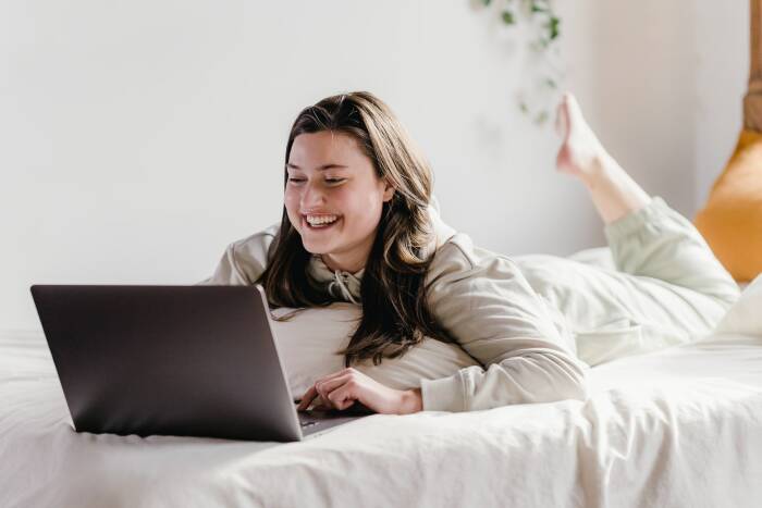 Kata-kata semangat kerja (pexels/@tim-samuel) kata kata semangat kerja