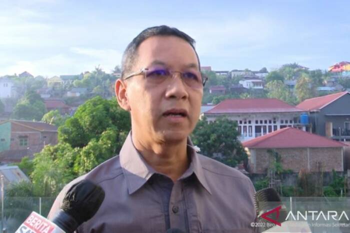 Kepala Sekretariat Presiden (Kasetpres) Heru Budi Hartono di Baubau, Sulawesi Tenggara, Selasa (27/9). ANTARA/Indra Arief