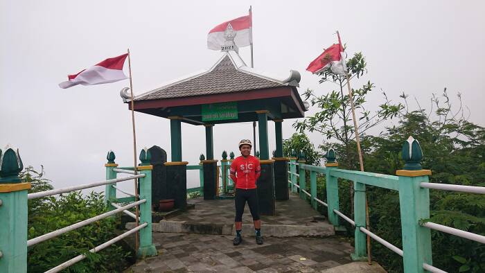 puncak suroloyo