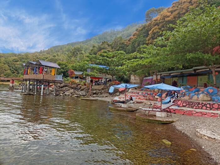 Pantai Kenangan Tigaras Airnya Tawar Lokasinya Dekat Danau Toba View