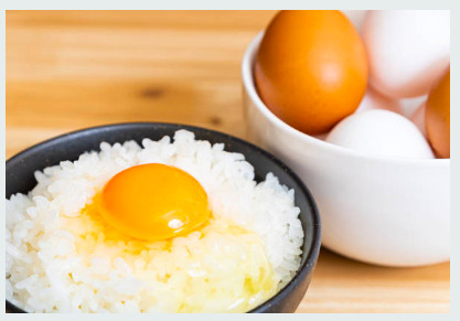 Ilustrasi tamago kake gohan, makanan telur mentah di Jepang. (pixabay)