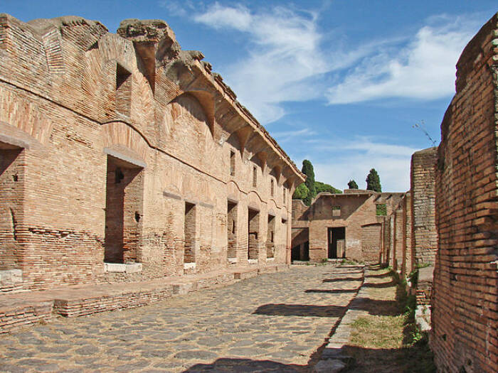 Bangunan apartemen zaman Romawi kuno (khanacademy)