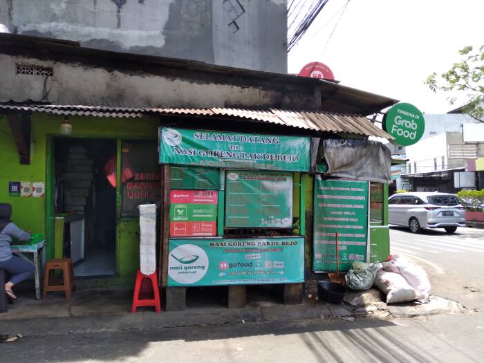 rekomendasi nasi goreng di depok