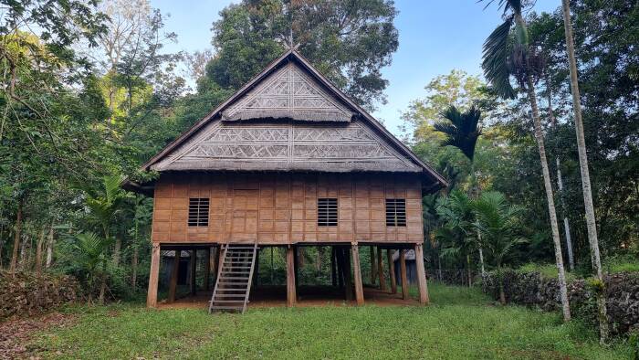 rumah adat suku kajang