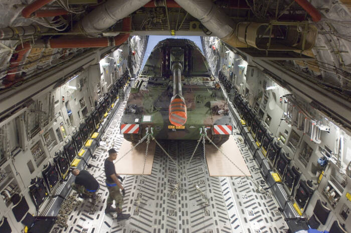 Pesawat Boeing C-17 Globemaster III