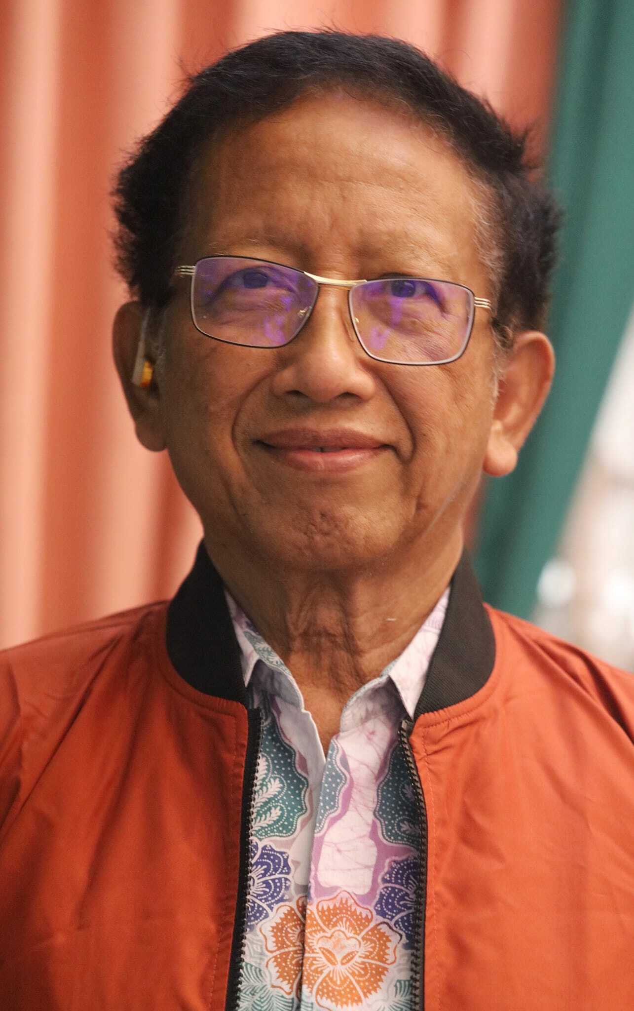 Profesor sekaligus Penemu penyakit AIDS pertama di Indonesia, Prof Zubairi Djoerban.