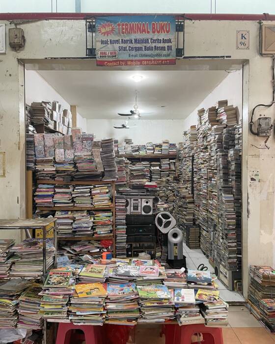 toko buku bekas