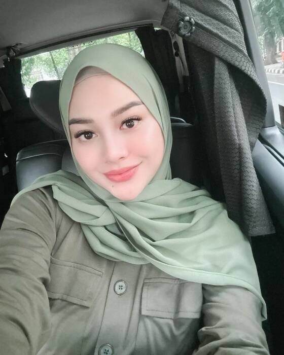 artis millenial dan genz punya bisnis sukses