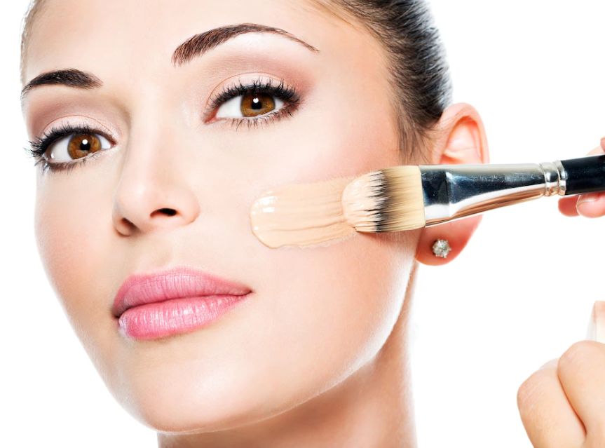 Ilustrasi kosmetik. (Freepik) Kosmetik
