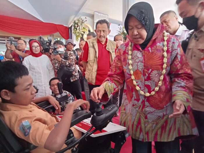 Mensos Risma memotivasi para disabilitas. (Z Creators/Firmanto Imansyah) mensos risma