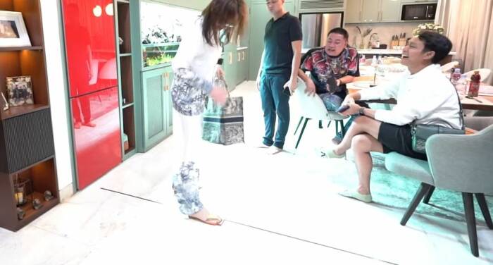 Bunda Corla. (YouTube/RANS Entertainment) cORLA