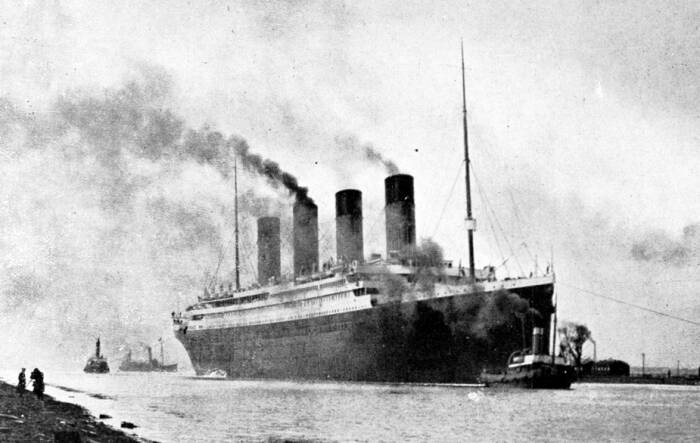 tegelamnya kapal titanic (Wikipedia)