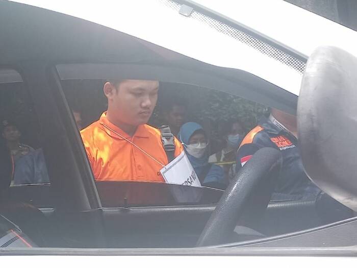 Tampang Anggota Densus 88, Bripda HK pembunuh sopir taksi online di Mapolda Metro Jaya, Jakarta. 