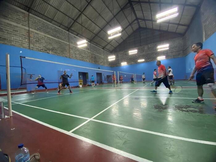 Rekomendasi Lapangan Badminton di Tangsel, Yuk Berolahraga Guys