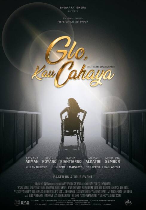 Poster film Glo, Kau Cahaya