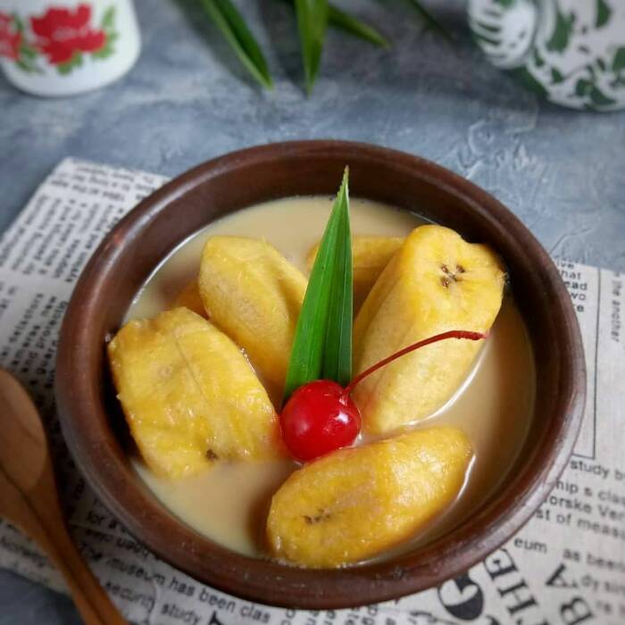Kolak pisang menu takjil Ramadhan (pinterest.com) menu takjil ramadhan