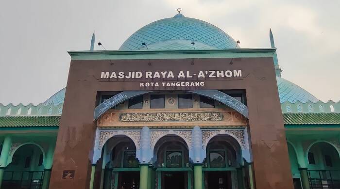 Masjid Raya Al-Azhom