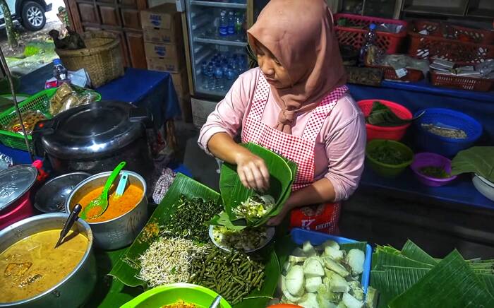 Warung Pecel Ngisor Talok 