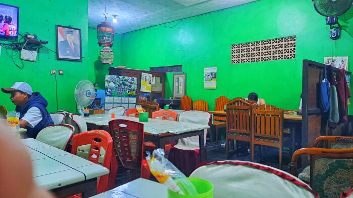 Lezatnya Sate Suka Mulya Mang Ipin (Z Creators/Titi Romiyati)